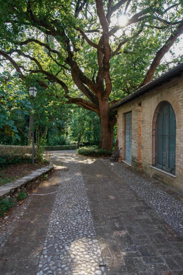 Park Hotel Villa Potenziani Rieti Ngoại thất bức ảnh